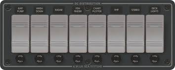 PANEL DE SWITCH 8 POSICIONES BLUE SEA SYSTEMS 8261-BSS 12 V